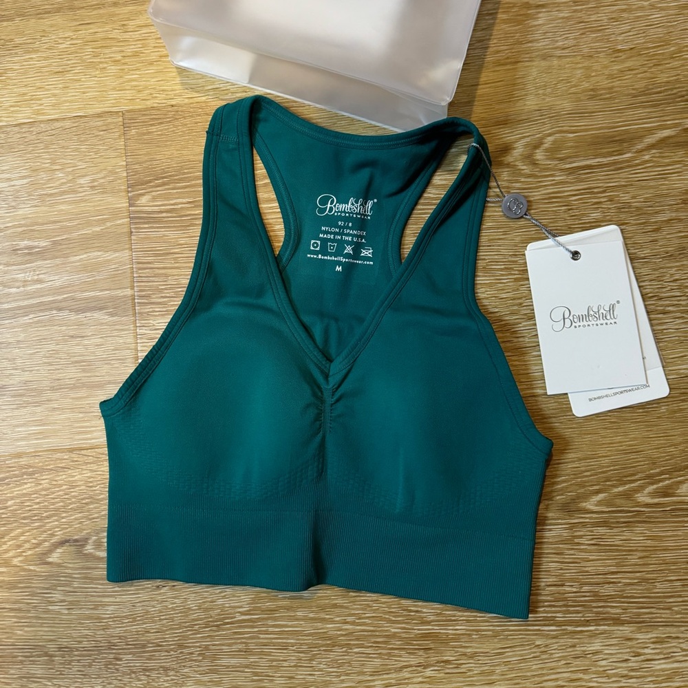 Brand new rainforest green medium seamless